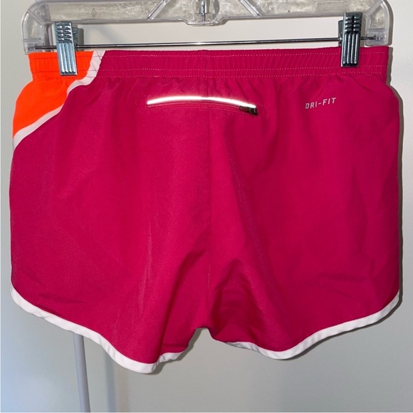 Nike running shorts - Picture 2 of 3